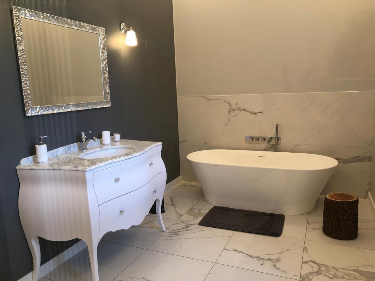 Bed and Breakfast Domaine De La Mazure La Chapelle-Basse-Mer Esterno foto